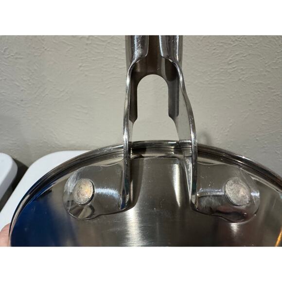 Calphalon 8" Omelet Pan - Picture 3 of 5